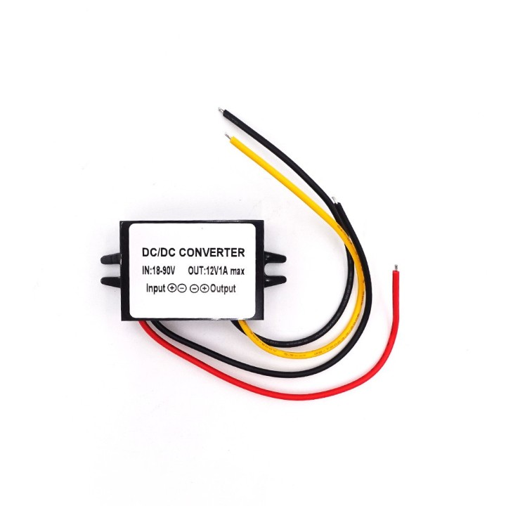 Convertisseur tension DC (12V-1A)